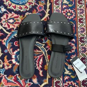 NWT Banana Republic black slides size 7